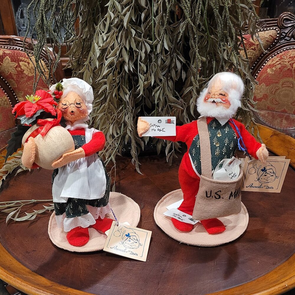 Vintage Annalee Mrs. Santa Claus w/Poinsettia 5032 & Santa with Mail 5234